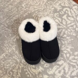 Cozy Black and White Women's Slippers